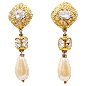 Vintage 80s Gold Quilted Faux Pearl and Rhinestone Drop Earrings Chanel Style